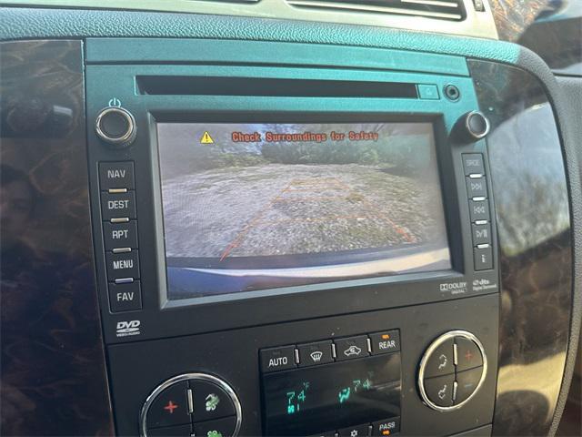 Photo of 2013 White Diamond Tricoat GMC Yukon