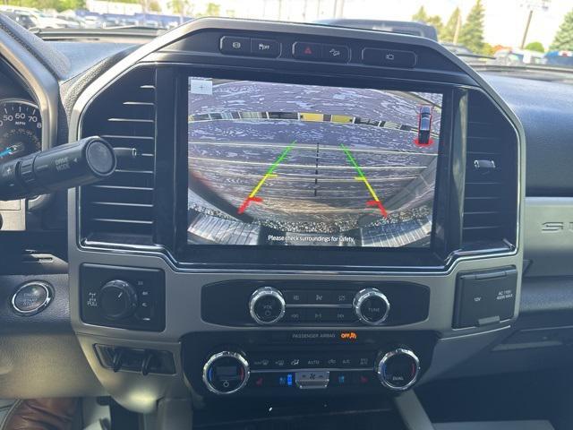 Photo of 2022 Agate Black Metallic Ford F-250