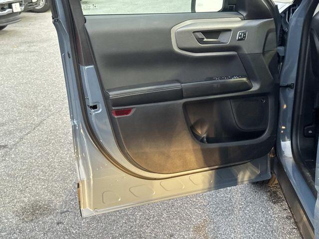 Photo of 2025 Azure Gray Metallic Ford Bronco Sport