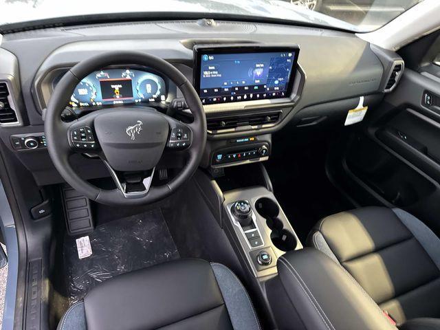 Photo of 2025 Azure Gray Metallic Ford Bronco Sport