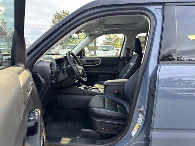 Photo of 2025 Azure Gray Metallic Ford Bronco Sport
