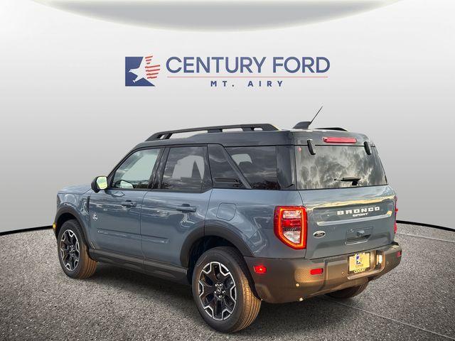 Photo of 2025 Azure Gray Metallic Ford Bronco Sport