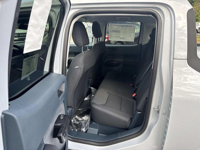 Photo of 2025 Space White Metallic Ford Maverick