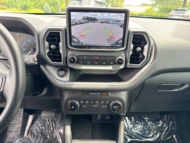 Photo of 2021 Blue Metallic Ford Bronco Sport