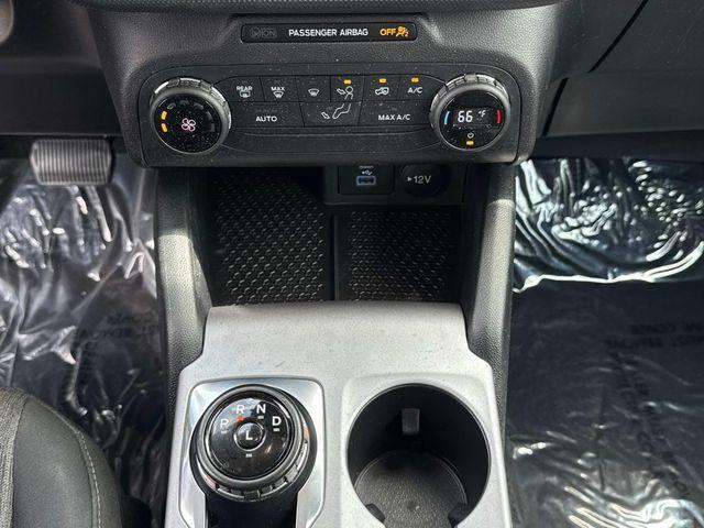 Photo of 2021 Blue Metallic Ford Bronco Sport