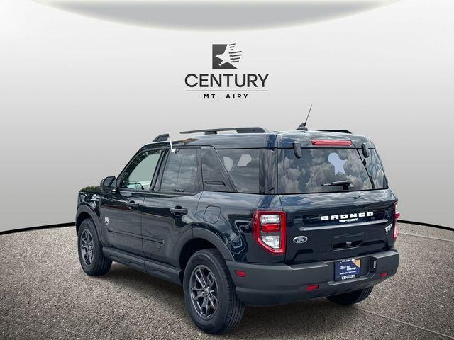 Photo of 2021 Blue Metallic Ford Bronco Sport