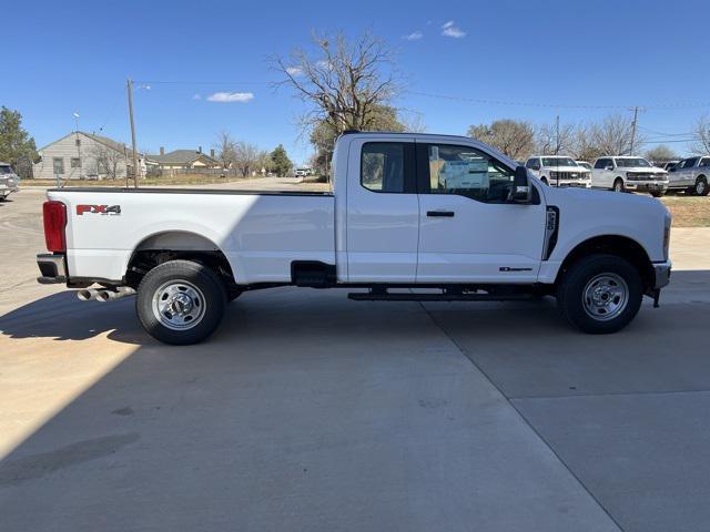 Photo of 2025 Oxford White Ford F-350