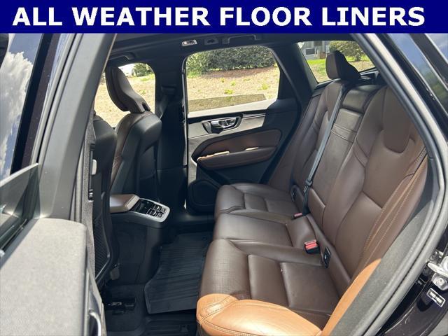 Photo of 2021 Onyx Black Metallic Volvo XC60