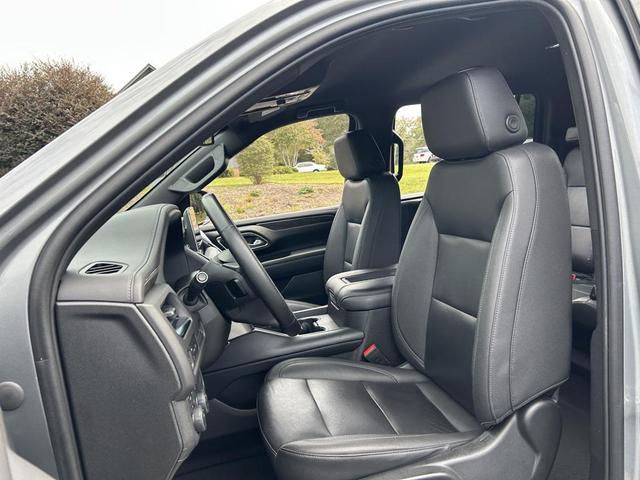 Photo of 2023 Sterling Gray Metallic Chevrolet Suburban