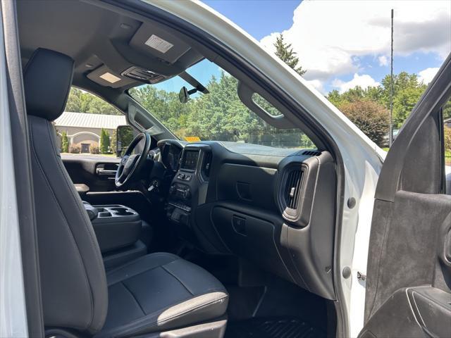 Photo of 2023 Summit White Chevrolet Silverado 3500