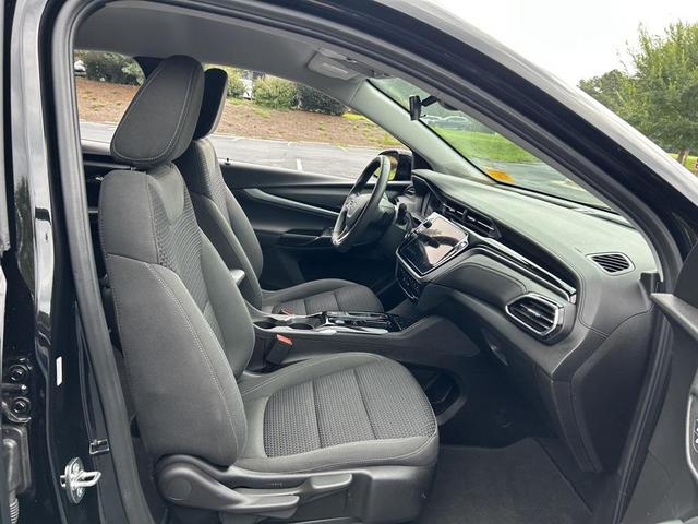 Photo of 2023 Mosaic Black Metallic Chevrolet Bolt EUV