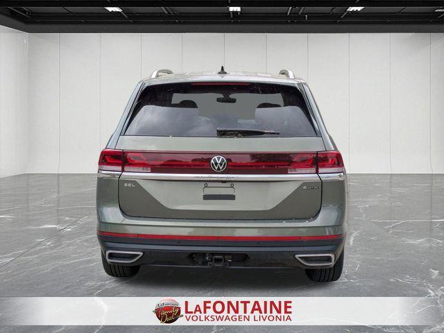 Photo of 2025 Avocado Green Pearl Volkswagen Atlas