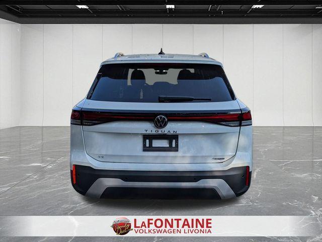 Photo of 2025 Pure White Volkswagen Tiguan