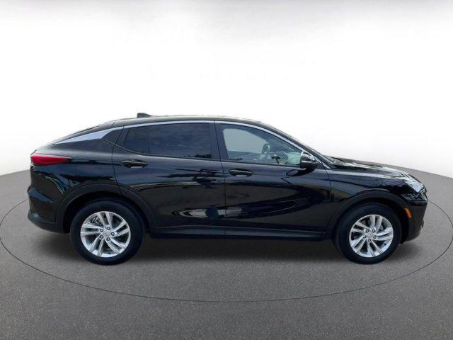 Photo of 2025 Ebony Twilight Metallic Buick Envista