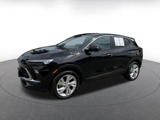 Photo of 2025 Ebony Twilight Metallic Buick Encore GX