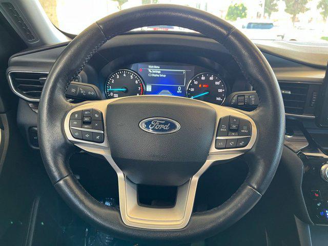 Photo of 2023 Agate Black Metallic Ford Explorer