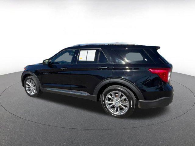 Photo of 2023 Agate Black Metallic Ford Explorer