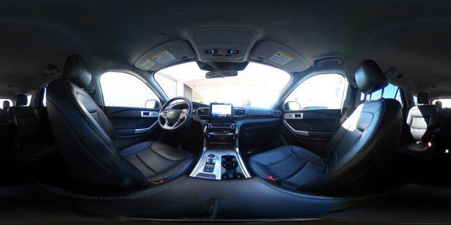 Photo of 2023 Agate Black Metallic Ford Explorer