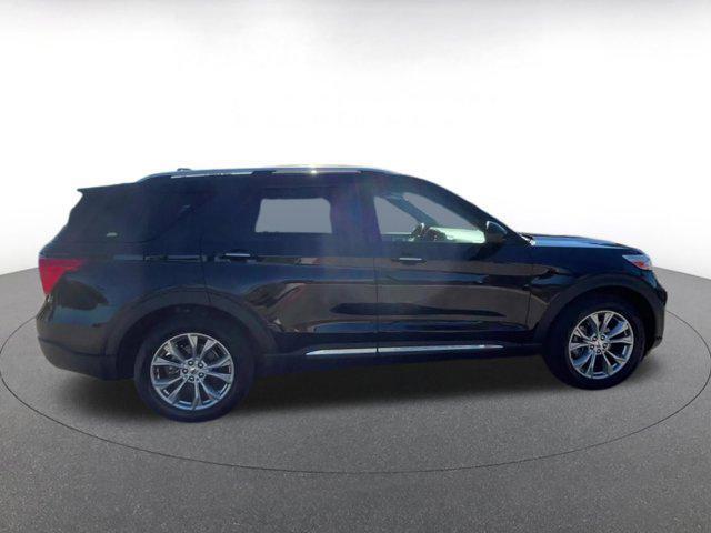 Photo of 2023 Agate Black Metallic Ford Explorer