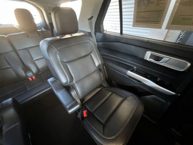 Photo of 2023 Agate Black Metallic Ford Explorer
