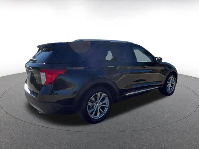 Photo of 2023 Agate Black Metallic Ford Explorer