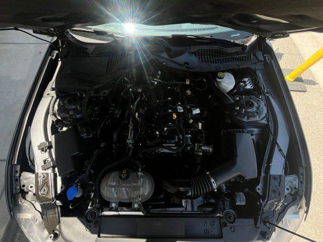 Photo of 2023 Gray Ford Mustang