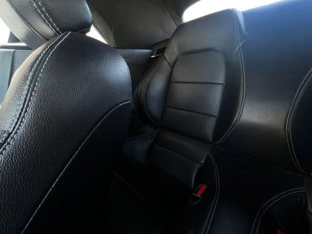 Photo of 2023 Gray Ford Mustang