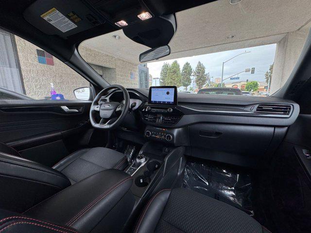 Photo of 2024 Agate Black Metallic Ford Escape