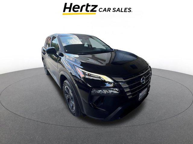 Photo of 2024 Super Black Nissan Rogue