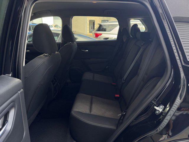 Photo of 2024 Super Black Nissan Rogue