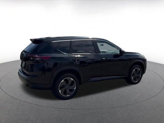 Photo of 2024 Super Black Nissan Rogue