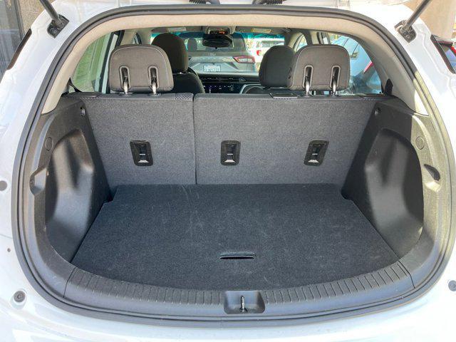 Photo of 2023 Summit White Chevrolet Bolt EV
