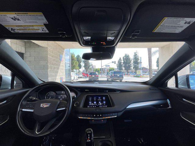 Photo of 2023 Argent Silver Metallic Cadillac XT4