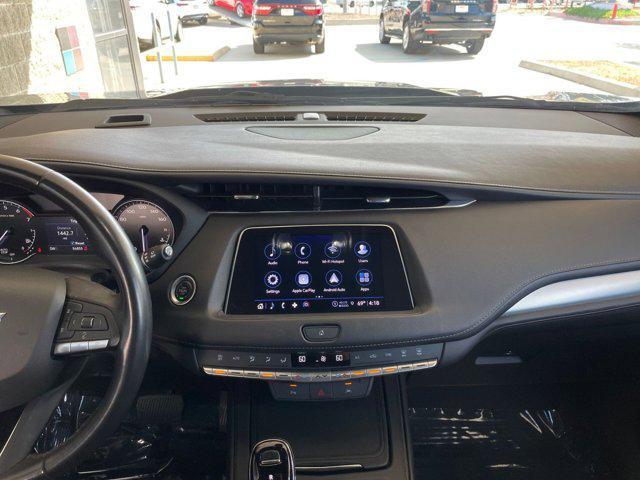 Photo of 2023 Argent Silver Metallic Cadillac XT4