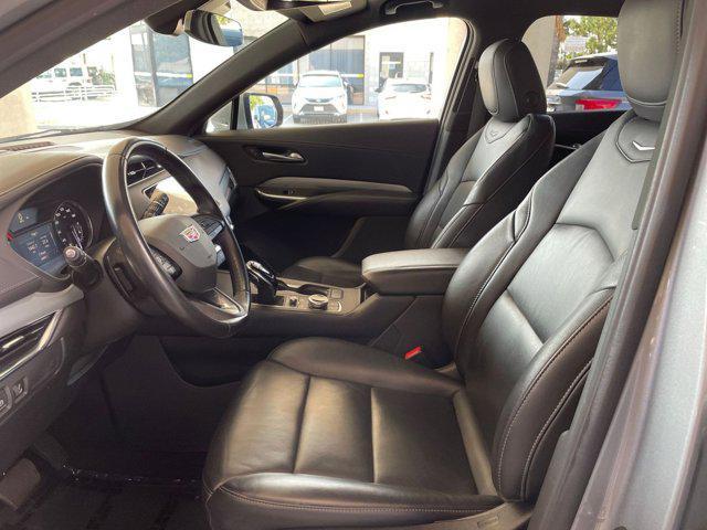 Photo of 2023 Argent Silver Metallic Cadillac XT4