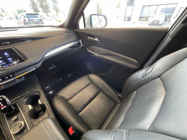 Photo of 2023 Argent Silver Metallic Cadillac XT4