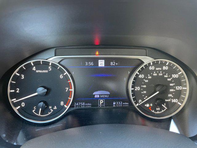 Photo of 2024 Pearl White Tricoat Nissan Altima