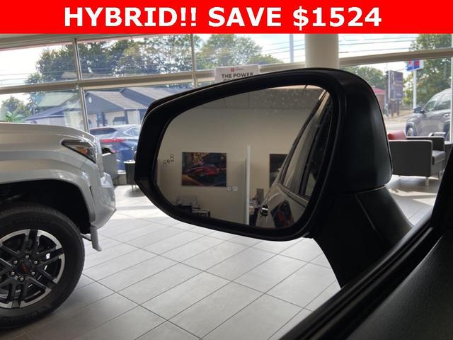 Photo of 2025 Midnight Black Metallic Toyota RAV4 Hybrid