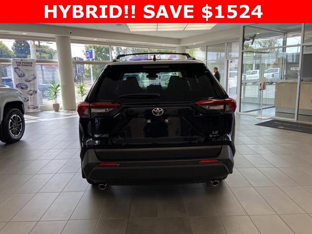 Photo of 2025 Midnight Black Metallic Toyota RAV4 Hybrid