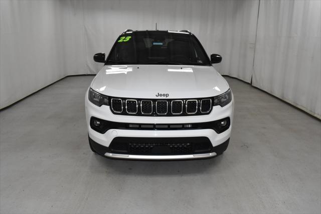 Photo of 2023 Bright White Clearcoat Jeep Compass