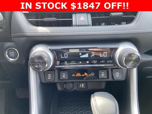 Photo of 2025 Ice Toyota RAV4