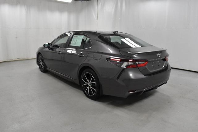 Photo of 2023 Predawn Gray Mica Toyota Camry