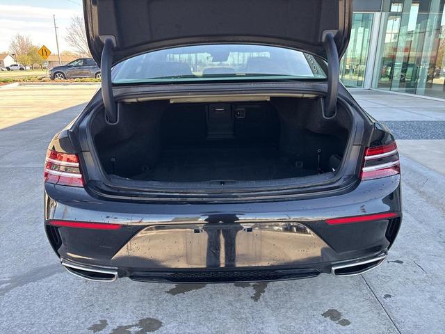 Photo of 2024 Vik Black Genesis G80