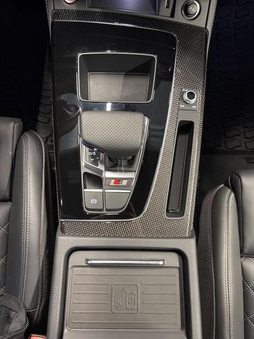 Photo of 2024 Arkona White Audi SQ5