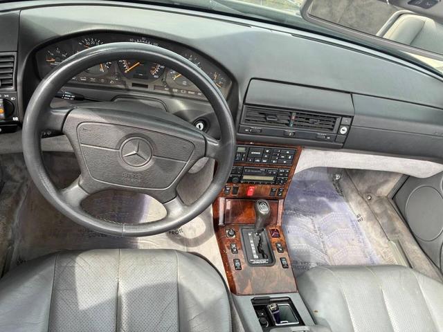 Photo of 1995 Black Mercedes-Benz SL-Class