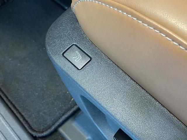 Photo of 2025 Deep Brdx INFINITI QX60