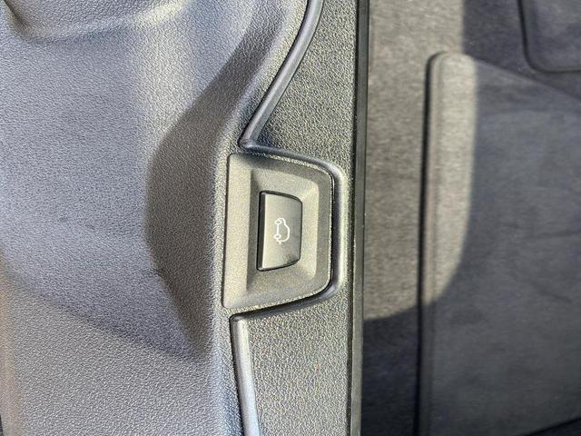 Photo of 2025 Black Sapphire Metallic BMW X5