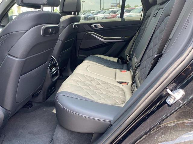 Photo of 2025 Black Sapphire Metallic BMW X5