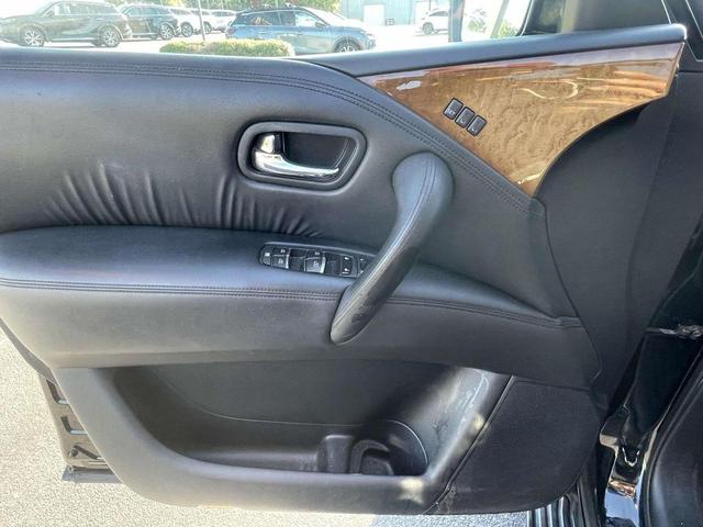 Photo of 2013 Black Obsidian INFINITI QX56