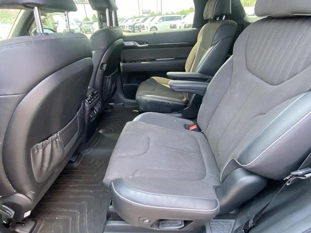 Photo of 2025 Abyss Black Pearl Hyundai PALISADE